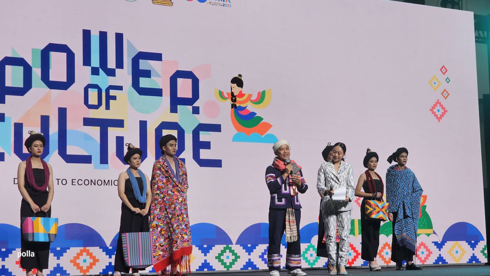 นักวิจัย มฟล. ร่วมขับเคลื่อนนโยบาย Soft Power แห่งชาติ นำโครงการ Creative Sri Don Chai เข้ารอบระดับประเทศเพื่อคัด 5 พื้นที่เข้าสู่โครงการ Creative Cultural District ย้ำการเป็นมหาวิทยาลัยส่งเสริมความเป็นอยู่ที่ดีและอนาคตที่ยั่งยืน
